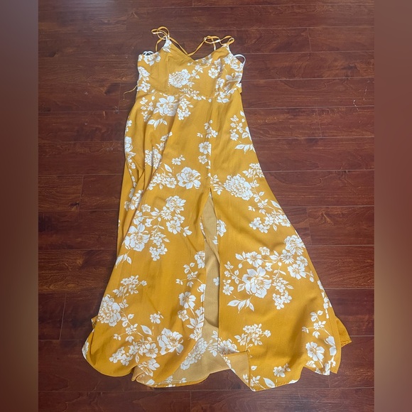 Yellow Floral Maxi Dress - Picture 2 of 6